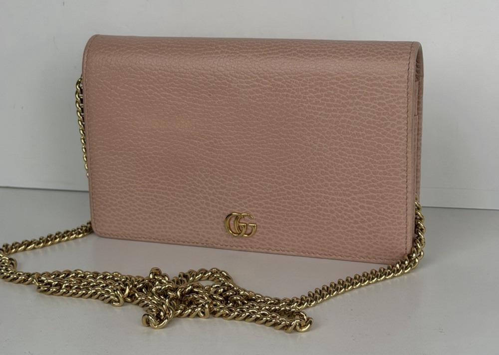 Gucci GG Marmont Leather Wallet on Chain Distinctive Quilted Pink Leather S07